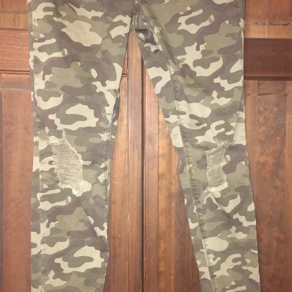 Camo jeans - Picture 2 of 2